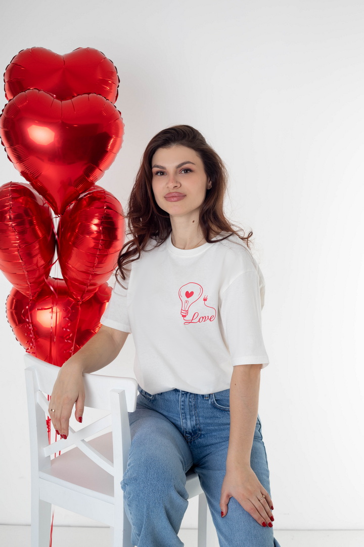 Футболка жіноча